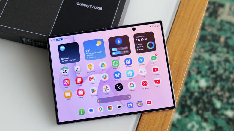 Samsung Galaxy Z fold 8 ultra